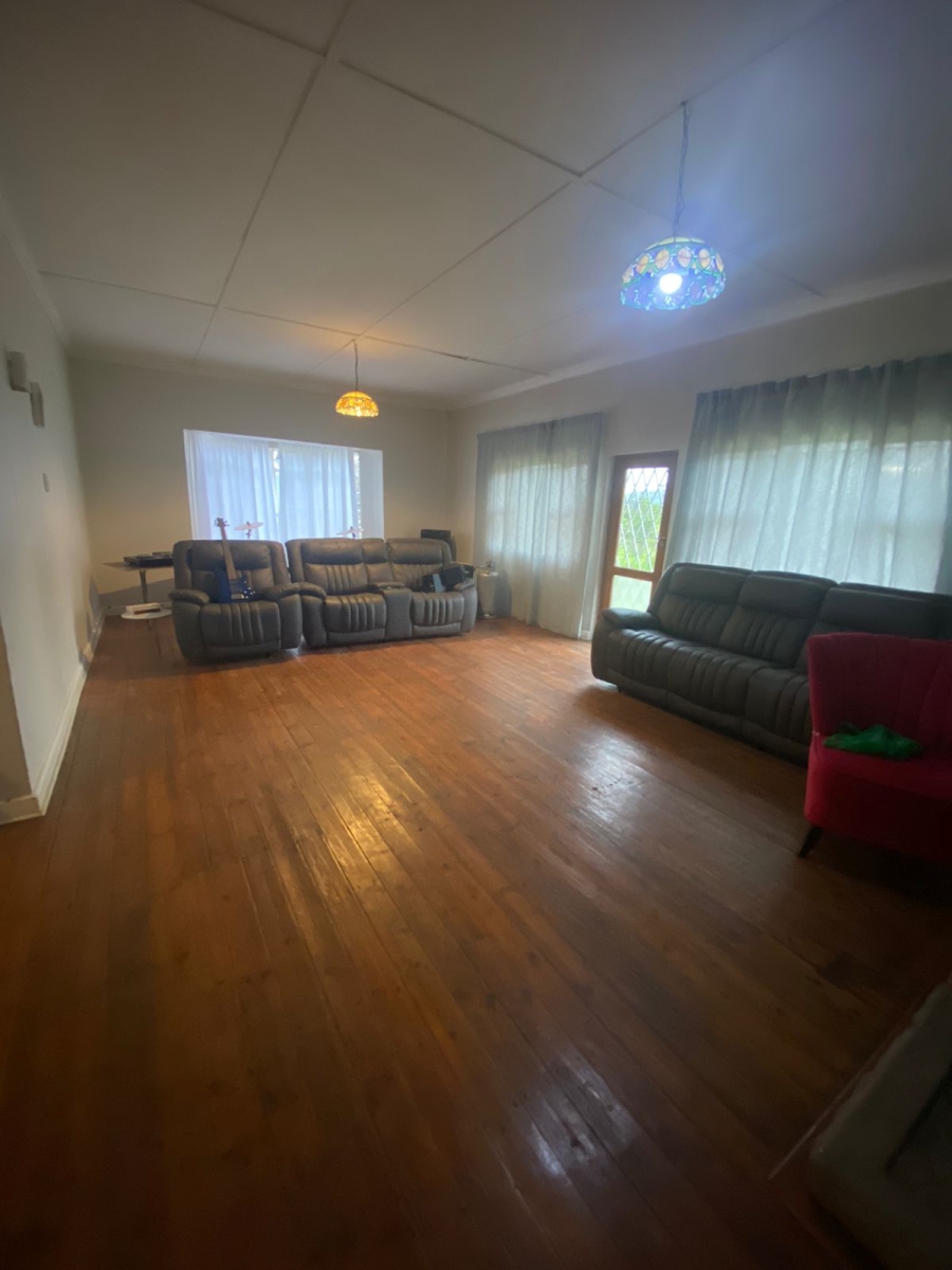 To Let 3 Bedroom Property for Rent in Amberdale Eastern Cape